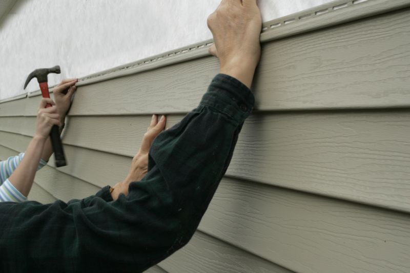 Vinyl Siding Repair - Image 8